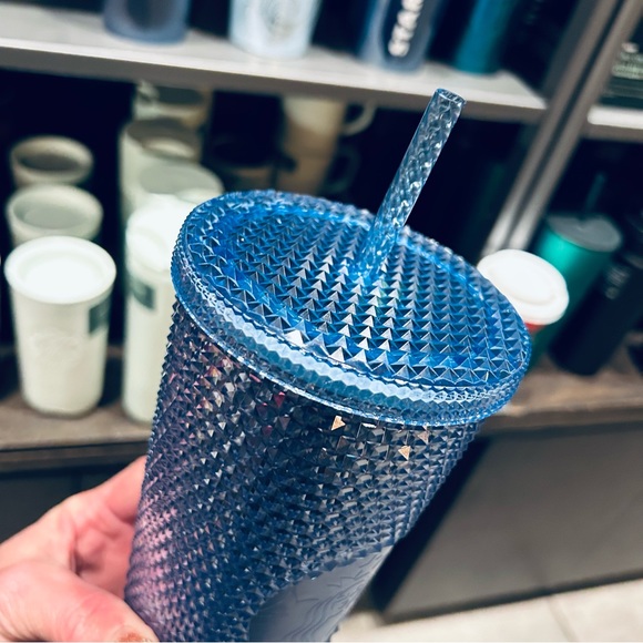 Starbucks Icicle Blue Studded Cup Ombre Gradient Tumbler Venti New Holiday 2023 - Picture 6 of 12